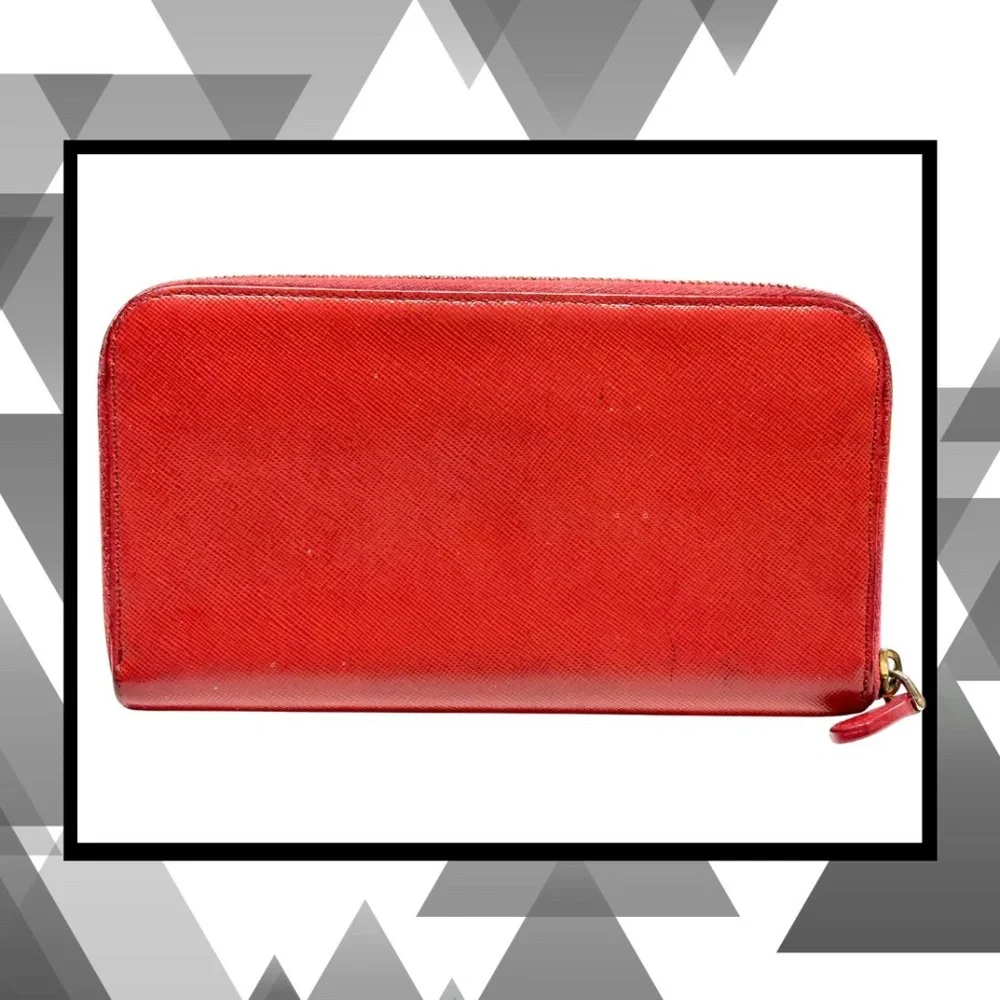Prada Red Saffiano Leather Round Long Wallet - Picture 2 of 3